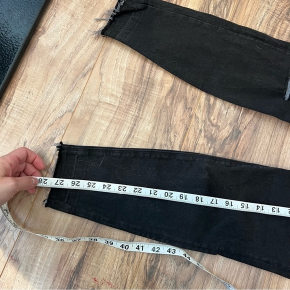 Spanx Vintage Distressed Ankle Skinny Jeans - Picture 9 of 15